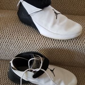 Men's shoes